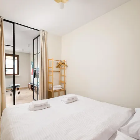Park Praski Superior By Bookinghost Apartment *